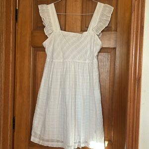 Vineyard Vines White mini babydoll dress size M